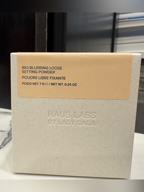 DISCONTINUED HAUS LABS Bio-Blurring Loose Setting Powder - NEUTRAL PEACH